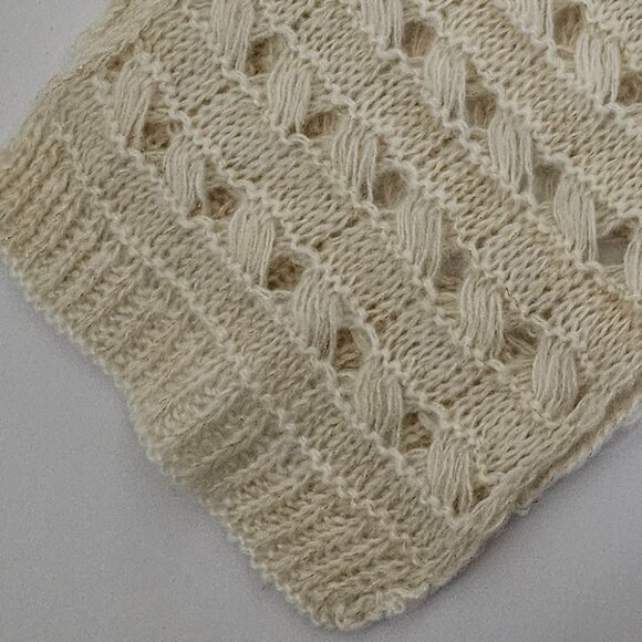 Apt 9 Ivory/Gold Shimmer Winter Hat with Bow and Scarf Set - Picture 3 of 11